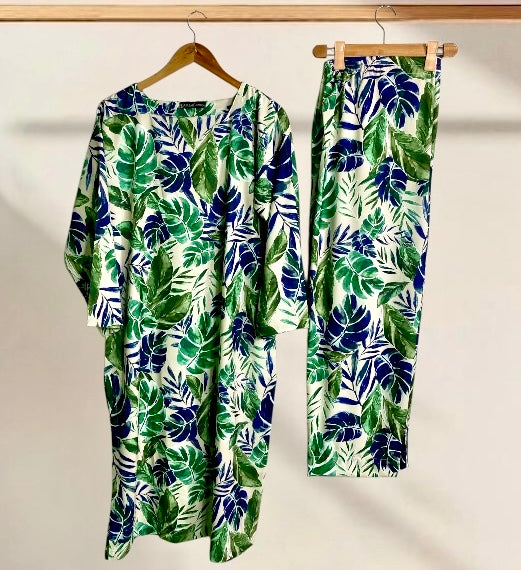 2-Piece Ladies Clothing with Leaf Design | Chic & Nature-Inspired Outfit for Mid-Season