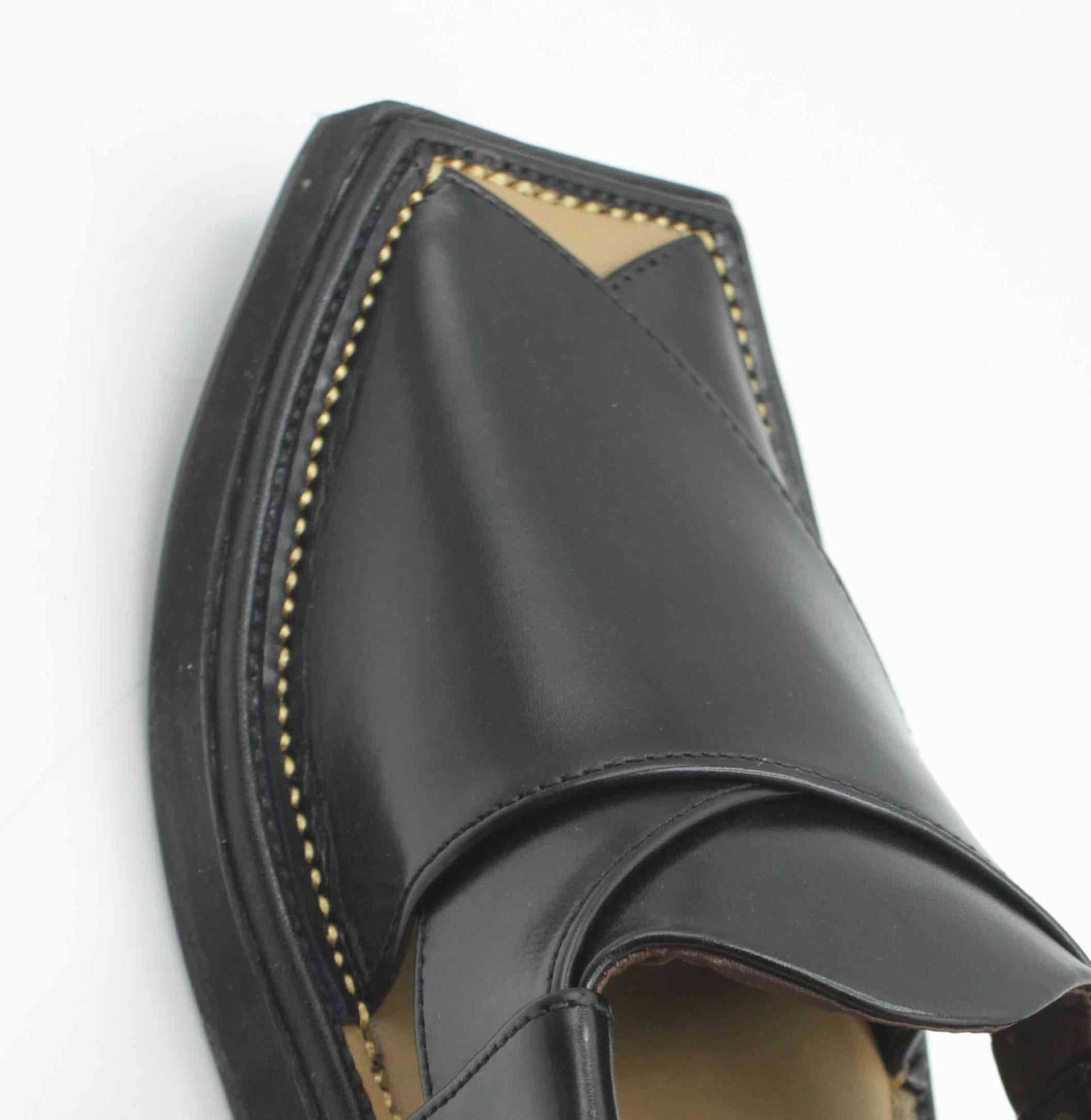 Close up picture of Black Kaptan Shoes 