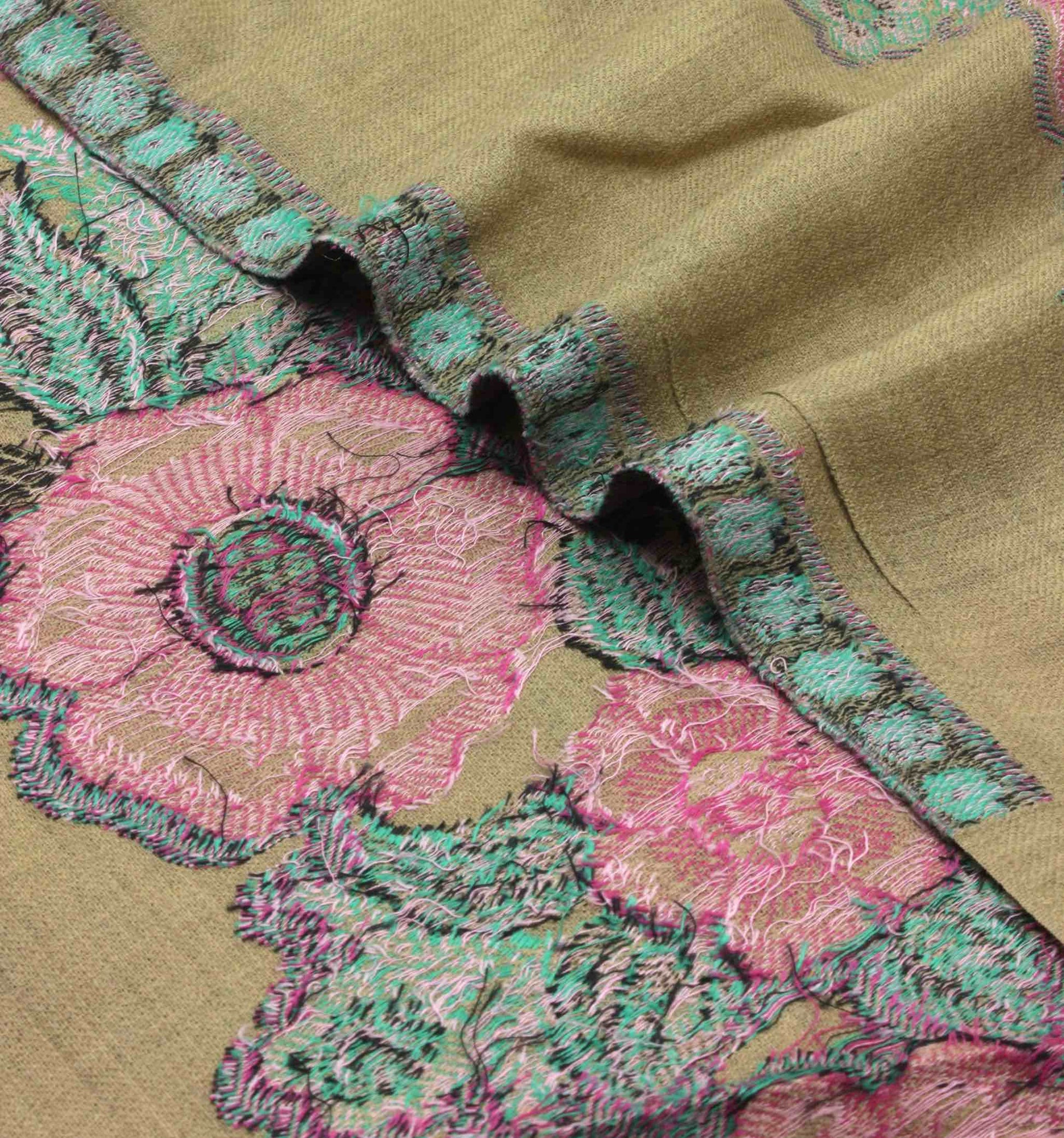 Mom Pasand Pure Kani Pashmina Shawl