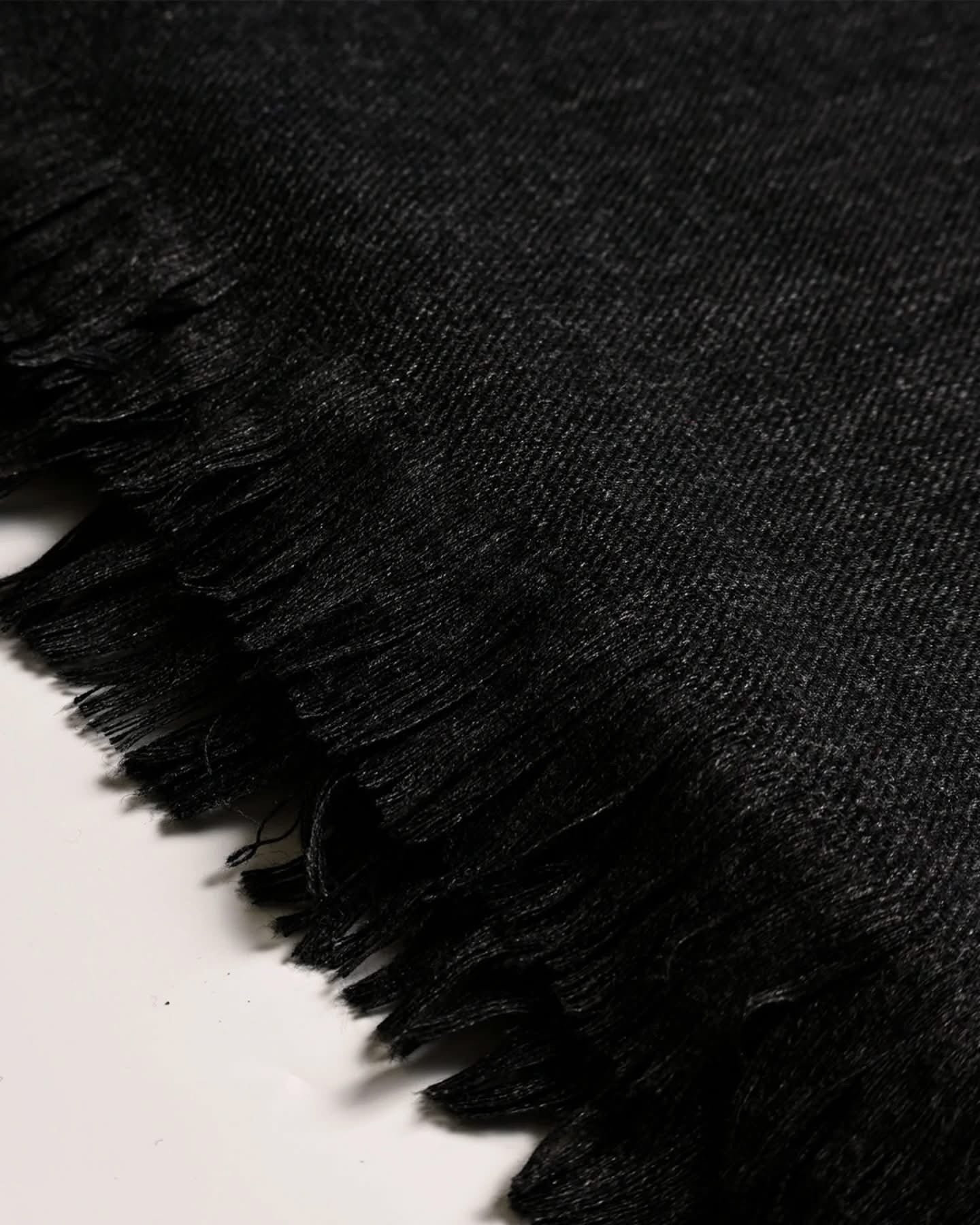 Pure Black Bannu woollen shawl shawl 1